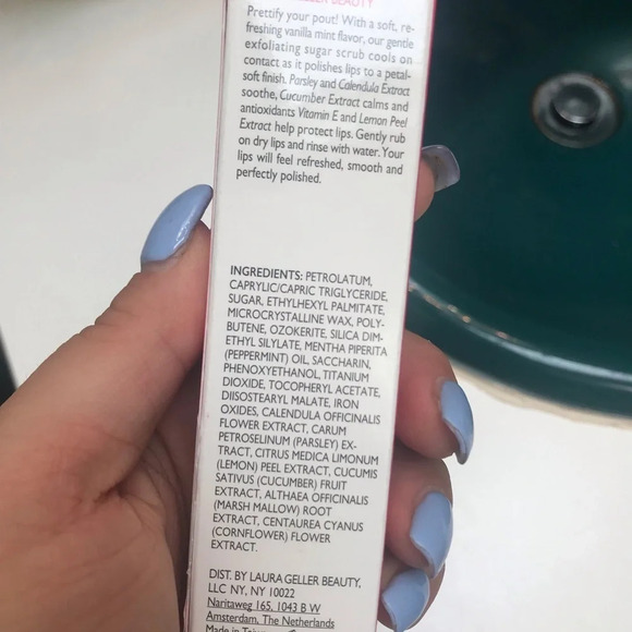 NIB LAURA GELLER LIP SCRUB - Picture 2 of 2